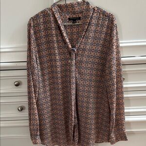 Banana Republic Geometric Blue and Tan Shirt in EUC